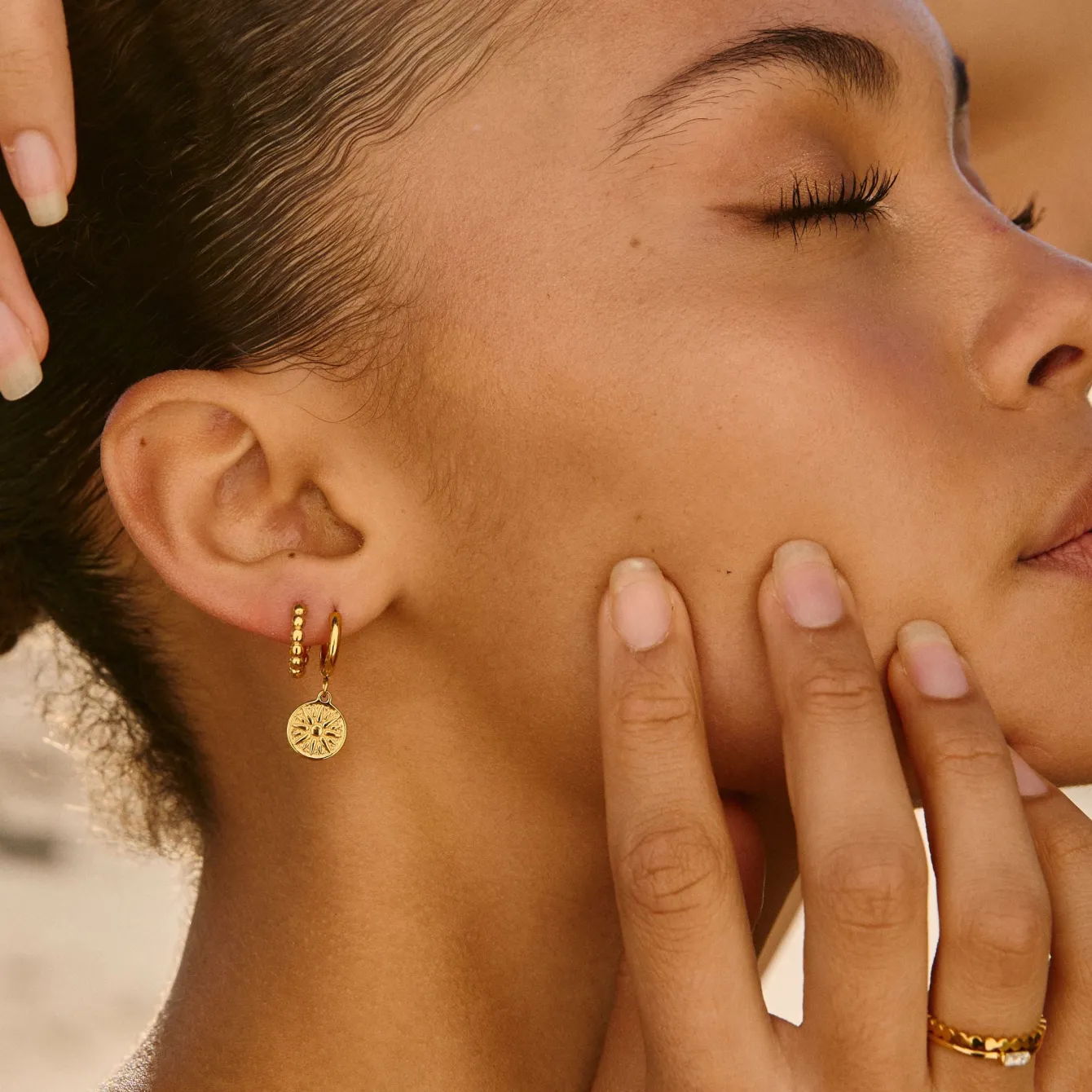 Atolea Jewelry Earrings<Beaded Hoops Earrings