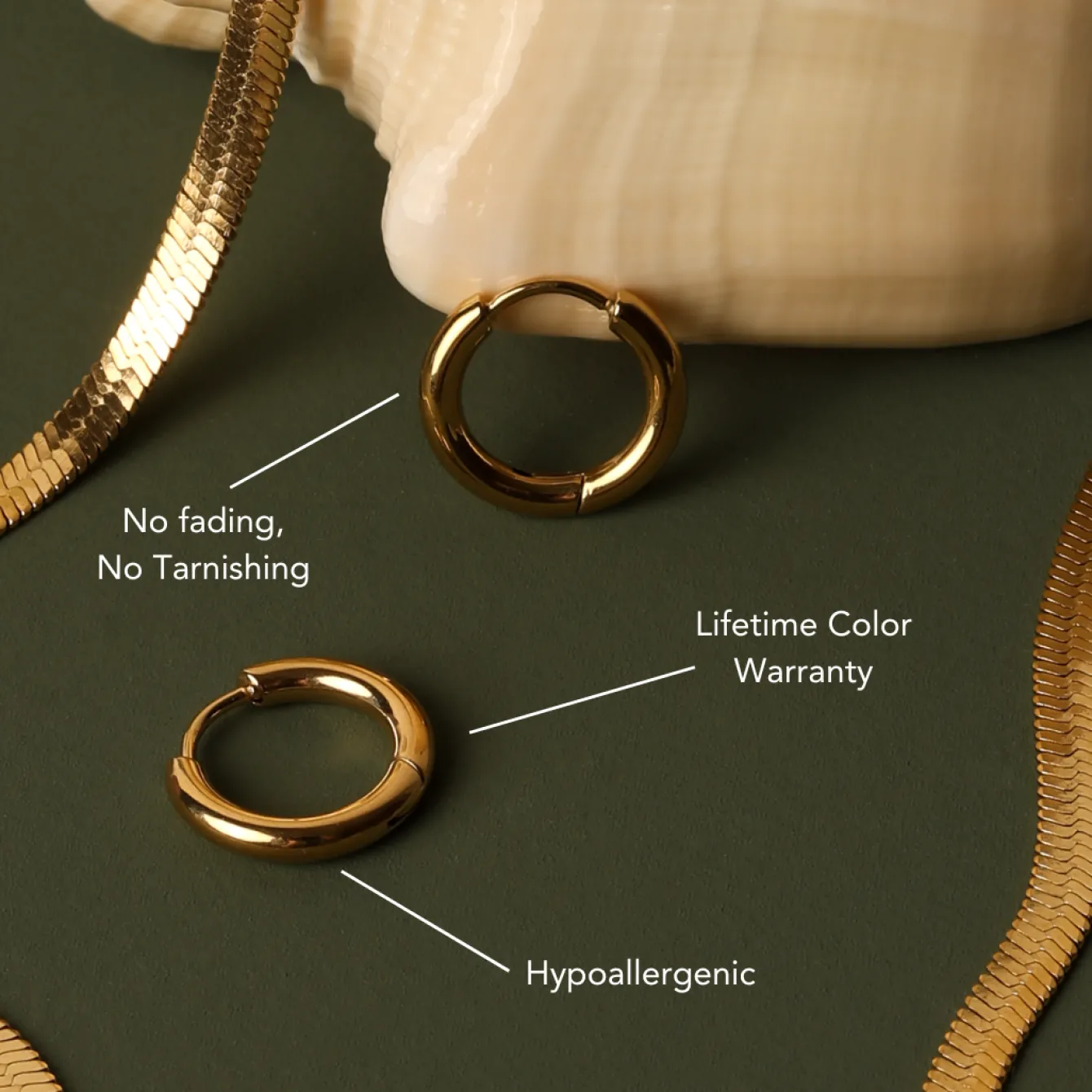 Atolea Jewelry Earrings<Bold Huggie Hoops