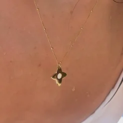 Atolea Jewelry Pearls|Necklaces<Clover Necklace