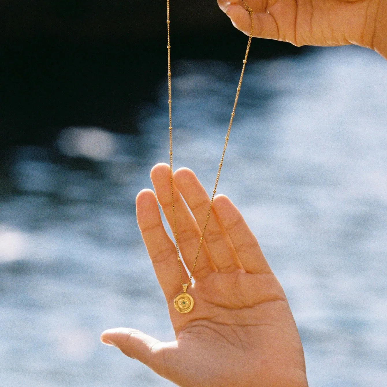 Atolea Jewelry Necklaces<Compass Necklace