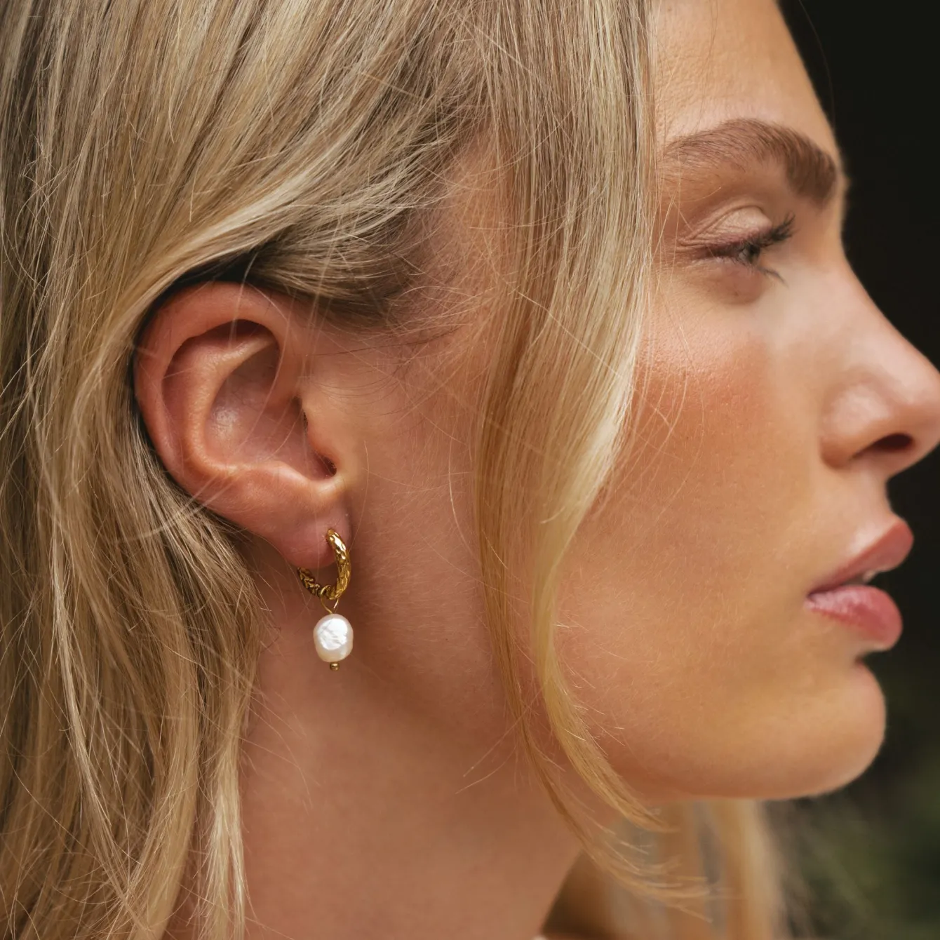 Atolea Jewelry Earrings|Pearls<Hammered Pearl Hoop Earrings