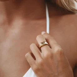 Atolea Jewelry Rings<Heart Signet Ring