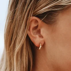 Atolea Jewelry Earrings<Hexagon Huggies
