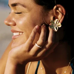 Atolea Jewelry Earrings<Hibiscus Earrings