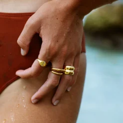 Atolea Jewelry Rings<Luna Signet Ring