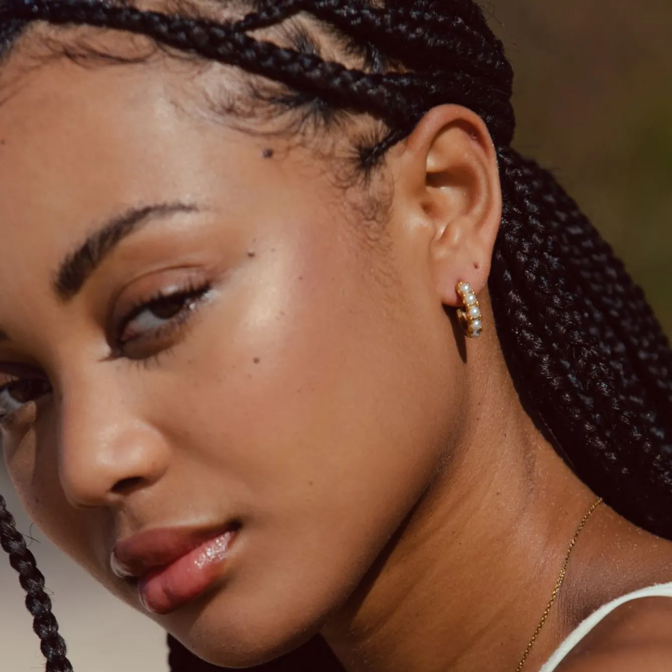 Atolea Jewelry Earrings|Pearls<Mini Pearl Huggies Earrings