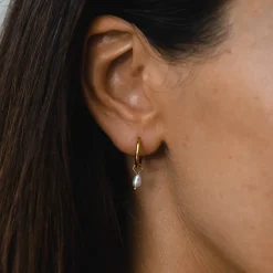 Atolea Jewelry Earrings|Pearls<Pearl Huggie Hoops