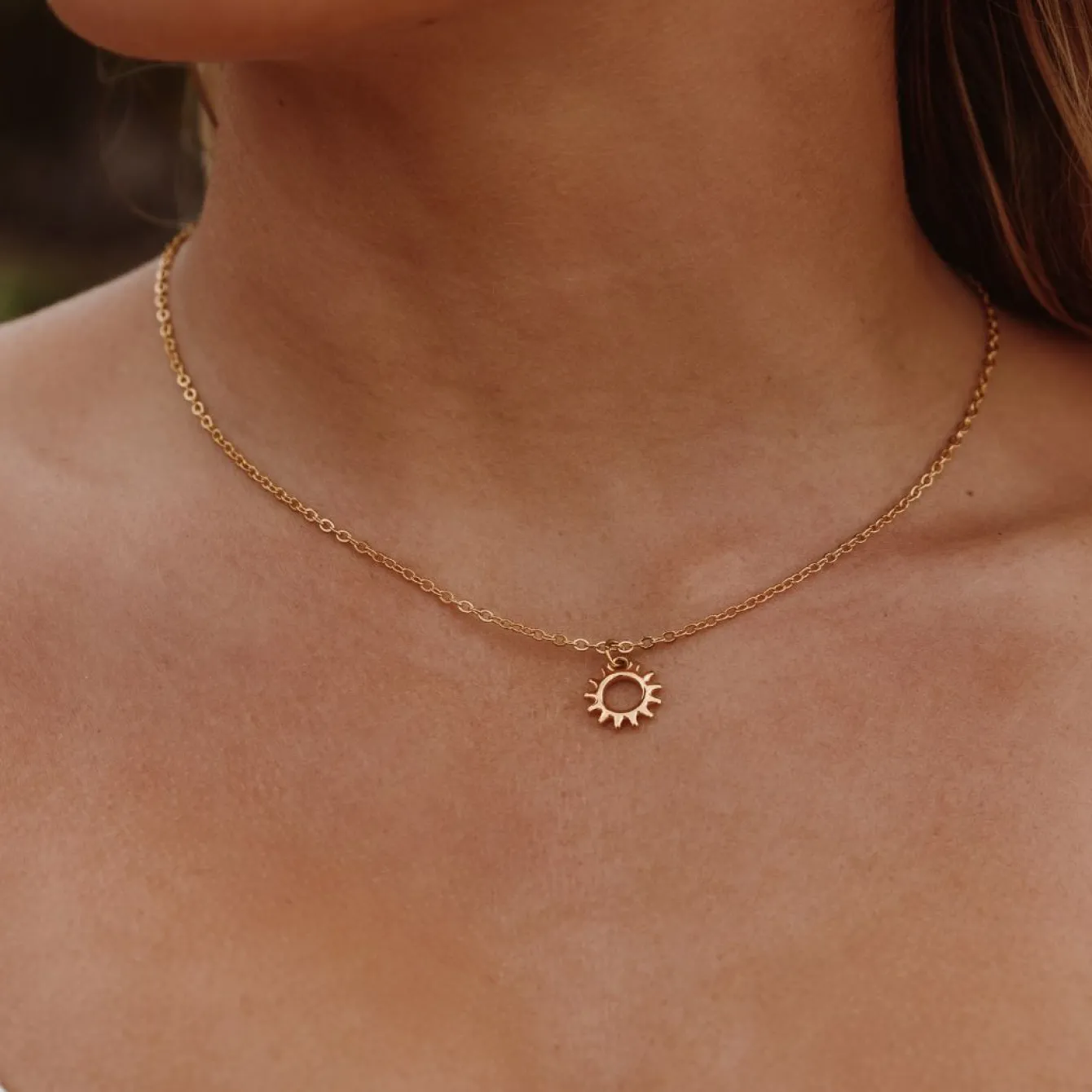 Atolea Jewelry Necklaces<Sun Pendant