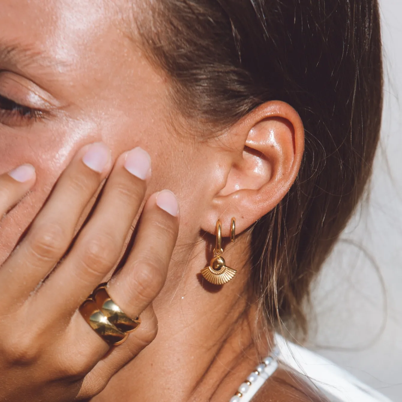 Atolea Jewelry Earrings<Tiny Huggie Hoops