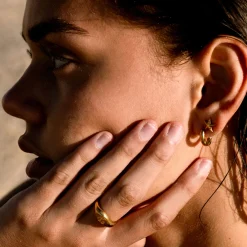 Atolea Jewelry Earrings<Wavy Hoops